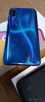 Xiaomi Mi 9 Lite Blue 6/128 GB - 10