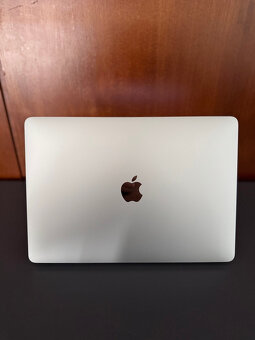 MacBook Air 13" M1 - 10