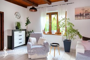 Zabehnutý apartmánový rodinný dom +wellness Banská Štiavnica - 10