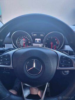 Mercedes Benz GLE 350d - 10