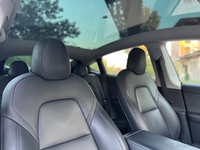 Tesla model Y long range dual motor - 10