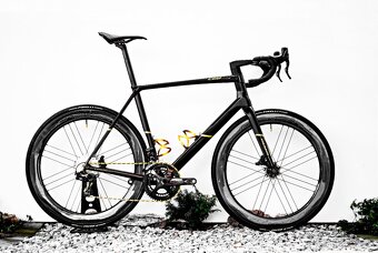 Colnago C68 Ti Corsa Pro, Campagnolo Super Record EPS 2x12 - 10