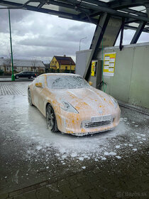 Nissan 370z coupe - 2017 - 24.000km - Chicane yellow - 7AT - 10