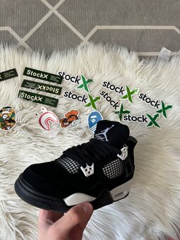 Jordan 4 - 10