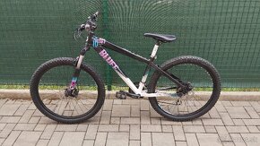 Bicykel KELLYS BLUFF 10 - 10