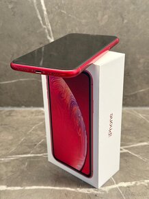 iPhone XR 128GB - 10