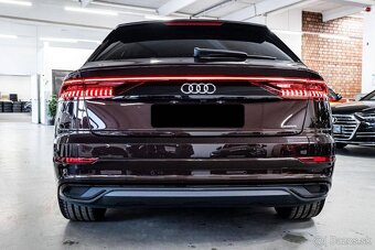 Audi Q8 - 10