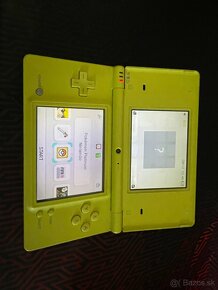 Nintendo DSi - 10