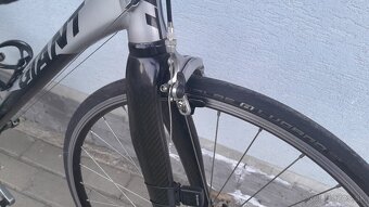 Giant Defy 4 - 10