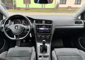 Volkswagen Golf 1,6 TDI LED SVĚTLA ALCANTARA nafta manuál - 10