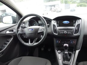 Ford Focus - 10