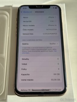 iPhone Xs, Gold, 64GB - 10