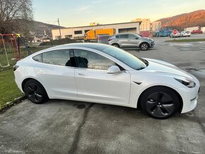 Tesla Model 3 Long Range Dual AWD - 10