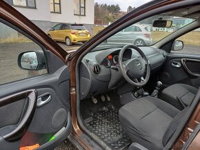 Dacia Duster 1.6 16V 77kW 4x4, 1. majiteľ, ťažné - 10