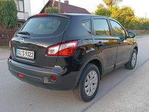 Nissan Qashqai 1.6i Tekna 4x2 - 10