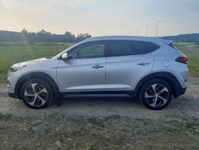 HYUNDAI TUCSON 2.0 CRDi 4x4 automat - 10