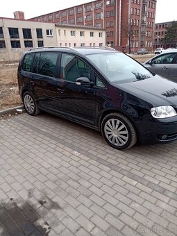 Predám Volkswagen Touran 2.0fsi 110kw - 10