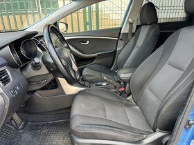 Hyundai i30 CW 1.6i GDi - 10