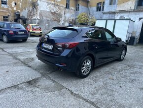 Mazda 3 2.0 Skyactiv -benzín G120 Attraction - 10