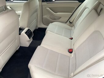 VW Passat B8, 1.6 TDi, 88 kW, Combi manuál - 10