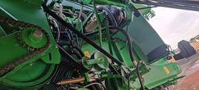 John Deere 670i HM - 10