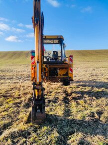 Predám JCB 2dx/ 6350mth/ 6.5T/ zánovne pneu/ hydr.vývody - 10