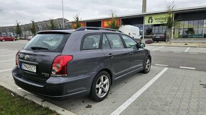 Toyota Avensis Combi/Wagon 2.0 D4-D 93 kw 126 koní. - 10