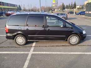 VW Sharan 1. 85kw  7miest rv.2004 - 10