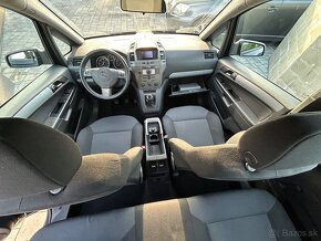 Opel Zafira - 10