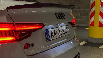 AUDI A4 B9 2.0 TFSI ULTRA SPORT - 10