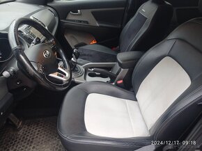 Kia Sportage 1.7 CRDI, 132000km, model r. 2014, 85kW - 10