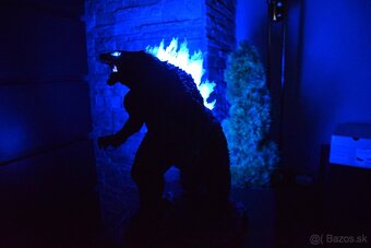 Figurka Godzilla LED podsvietenie - 10