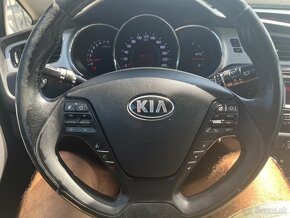 Kia Cee´d SW 1.6 GDI, Gold, benzín+LPG - 10