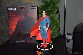 Zberatelska figurka Superman 1:10 - 10