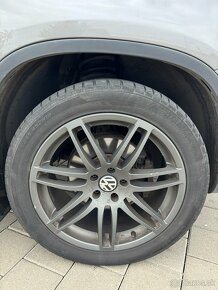 Volkswagen Tiguan 1.4tsi 4x4 - 10