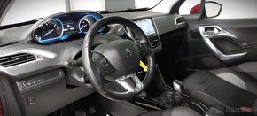 Peugeot 2008 1.2 PureTech Allure, Ultimate Red, Panorama - 10