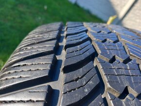 215/55 r17 zimne pneumatiky - 10