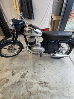 Prodam Jawa 350/361 Sport - Kralovska modra , kompletní GO - 10