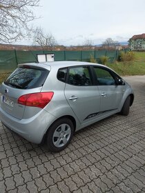 KIA VENGA 1,4 CRDI - 10