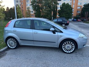 Fiat grande punto - 10