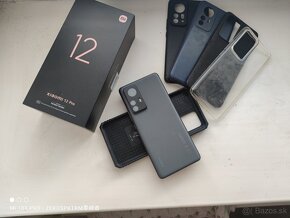 Xiaomi 12 Pro 5G 12/256GB - 10