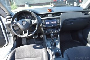 Škoda Octavia Combi 2.0 TDI 184k Scout DSG 4x4 - 10