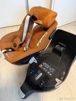 Maxi Cosi Pearl 360 cognac + základňa FamilyFix 360 - 10