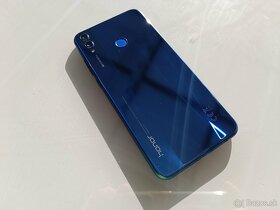 Mobilní telefon Honor 8X / 4GB / 64GB Dual-SIM / Octa core - 10