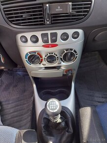 Fiat Punto - 10