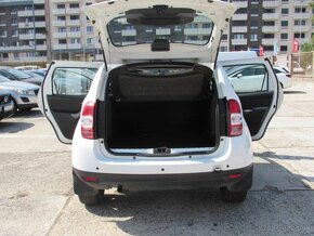 Dacia Duster 1.6 SCe 4x4 Arctica - 10