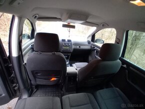 Volkswagen Touran 1.9 tdi DSG - 10