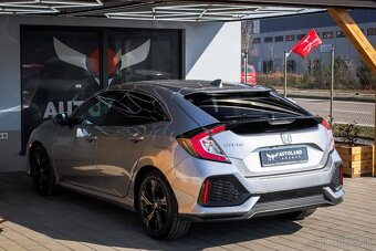 Honda Civic 1.0 DOHC VTEC Turbo Elegance - 10