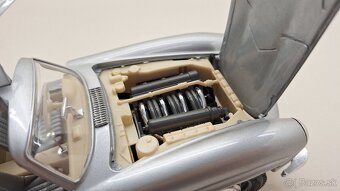 1:18 MERCEDES-BENZ 300SL, 1 - 10