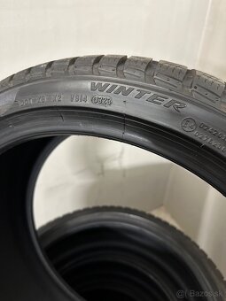 Zimné pneumatiky 225/40/19 Pirelli Sottozero 3 Winter AO - 10